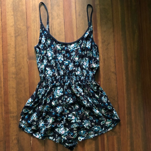 Urban Outfitters Floral Printed Romper - Picture 1 of 3